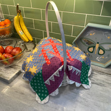 Load image into Gallery viewer, Pascha Basket Cover, Quilt Style with Scallops
