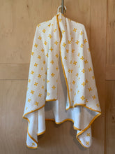 Load image into Gallery viewer, Cotton Waffle Blanket
