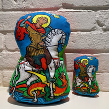 Load image into Gallery viewer, Mini St George Pillow
